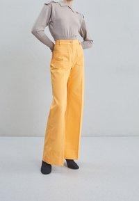 Victoria Beckham Strickpullover - camel