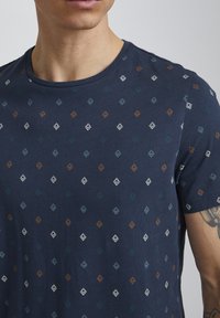 Blend BHTEE - Trükipildiga T-särk - blue