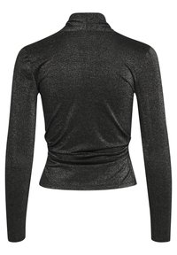 Top lungo nero a maniche lunghe con colletto alto, realizzato in un tessuto lucido e testurizzato, con un design arricciato in vita.