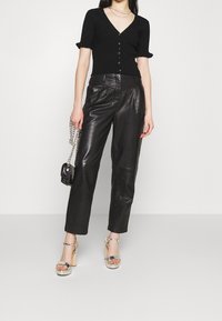 Monki Kofta - black