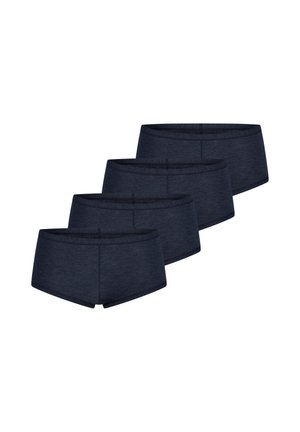 Cztery pary męskich bokserek w kolorze granatowym ułożone w przesuniętym rzędzie na białym tle.