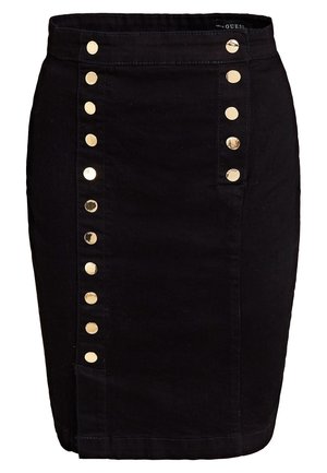 Czarna ołówkowa spódnica z denimu z pionowymi rzędami złotych okrągłych ćwieków z przodu, z wysokim stanem, z widoczną na pasku wewnętrzną markową metką.