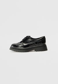 Lace-ups - black