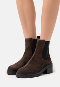 Unisa Platform ankle boots - taupe