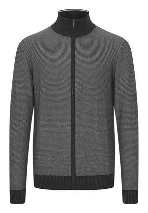 Sudadera gris con cremallera y cuello alto, con un patrón texturizado, puños acanalados y una cremallera lisa. Fabricada en tejido de punto.