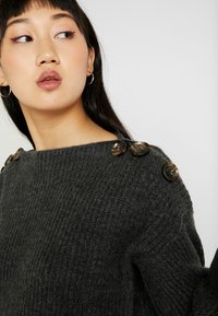 ONLY ONLJADE BUTTON - Vesta - dark grey melange
