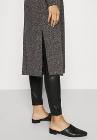 Banana Republic Cardigan - light grey