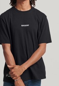 Superdry & Co T-shirt med print - black