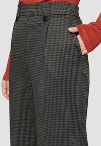 QS Broek - schwarz