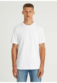 CHASIN' BRACE - Tricou basic - white