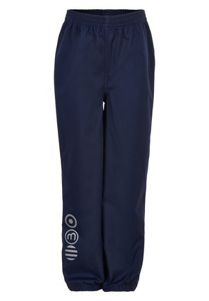 Granatowe wodoodporne spodnie z elastycznym pasem i mankietami, z pionowym odblaskowym logo na dolnej części lewej nogawki.