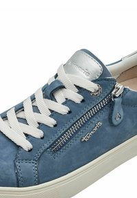 Tamaris BEQUEME SNEAKER MIT T-FLOW EFFECT - Sneakers - denim nubuc