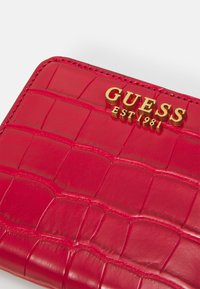 Guess LAUREL czerwony
