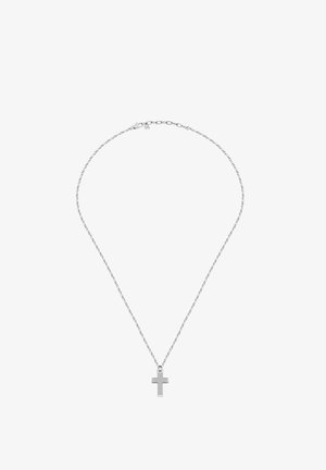 Collana in argento con un piccolo pendente a croce texturizzato. La catena è delicata con maglie, e la croce presenta un motivo a griglia sulla sua superficie.