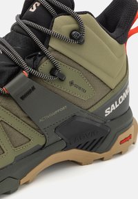 Salomon Trekingové boty - khaki