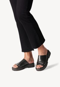 Tamaris - Heeled mules - black uni Thumbnail Image 1