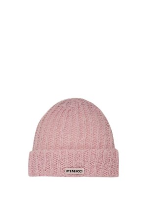 Berretto lavorato a maglia rosa chiaro con texture a coste e risvolto. Presenta un piccolo etichetta bianca con il testo "PINKO" sul davanti.