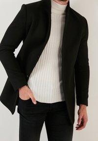 Buratti Abrigo corto - black