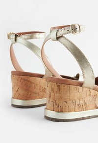 Next Keilsandalette - gold