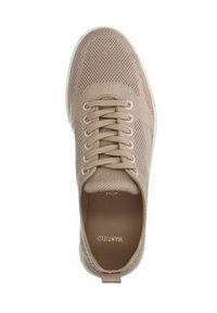 Beige Mesh-Sneaker mit Schnürdesign, ausgestattet mit einem weichen Innenfutter und einer weißen Gummisohle. Texturiert für Atmungsaktivität.