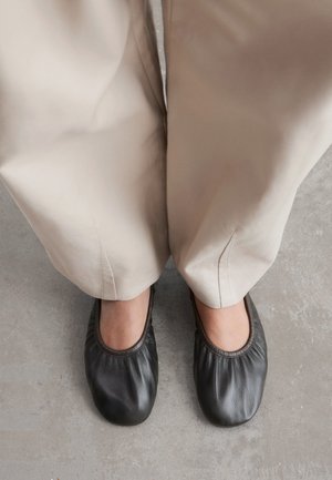 & OTHER STORIES, & OTHER STORIES BALLET FLATS - Ballerines - black