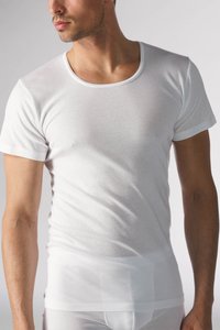 White short-sleeve T-shirt made of soft, stretchy fabric. Features a rounded neckline and a fitted design. Smooth texture, minimal detailing.