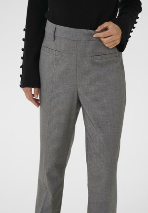 Kaffe, KAELLIE POCKET - Püksid - grey melange chalk stripe
