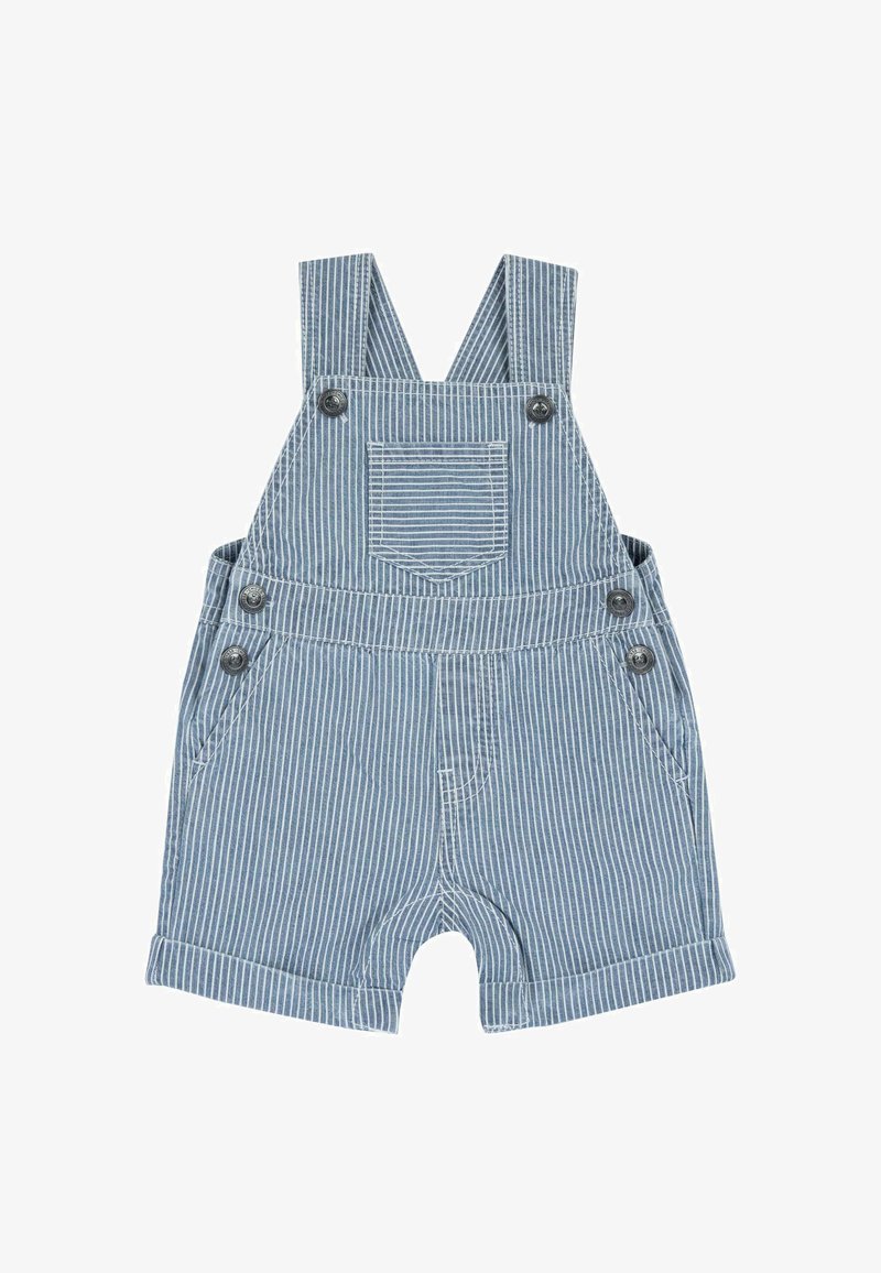 Salopette à rayures bleues en tissu léger. Dotée de bretelles ajustables, d'une poche frontale et de deux poches latérales. Short avec des manchettes repliées.