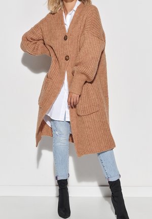 Strickjacke - camel