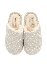 Zapatillas de tejido gris con lunares blancos, forradas con suave piel sintética de color claro, cuentan con un diseño de tipo slip-on y suelas resistentes.