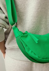 Next SLING - Skuldertasker - green