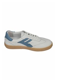 White leather sneaker with blue accents, lace-up design, rubber sole, and a textured finish. Features a side logo in blue.