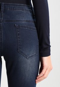 Kaffe Jeans slim fit - blue-black denim