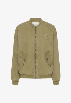 Veste bomber kaki avec fermeture éclair à l'avant, deux poches à rabat à bouton-pression, col et ourlet côtelés, logo brodé sur la poitrine gauche.