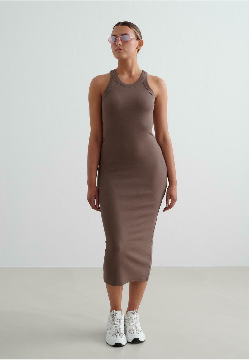 aim'n EASE TANK - Shift dress - brown - Zalando