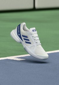 Δεν επιλέχθηκε, footwear white/dark blue/crystal sky