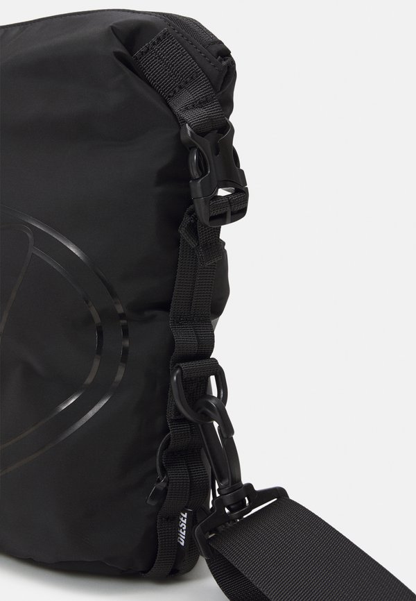 DRAPE CROSSBODY UNISEX - Cross body bag - t80134