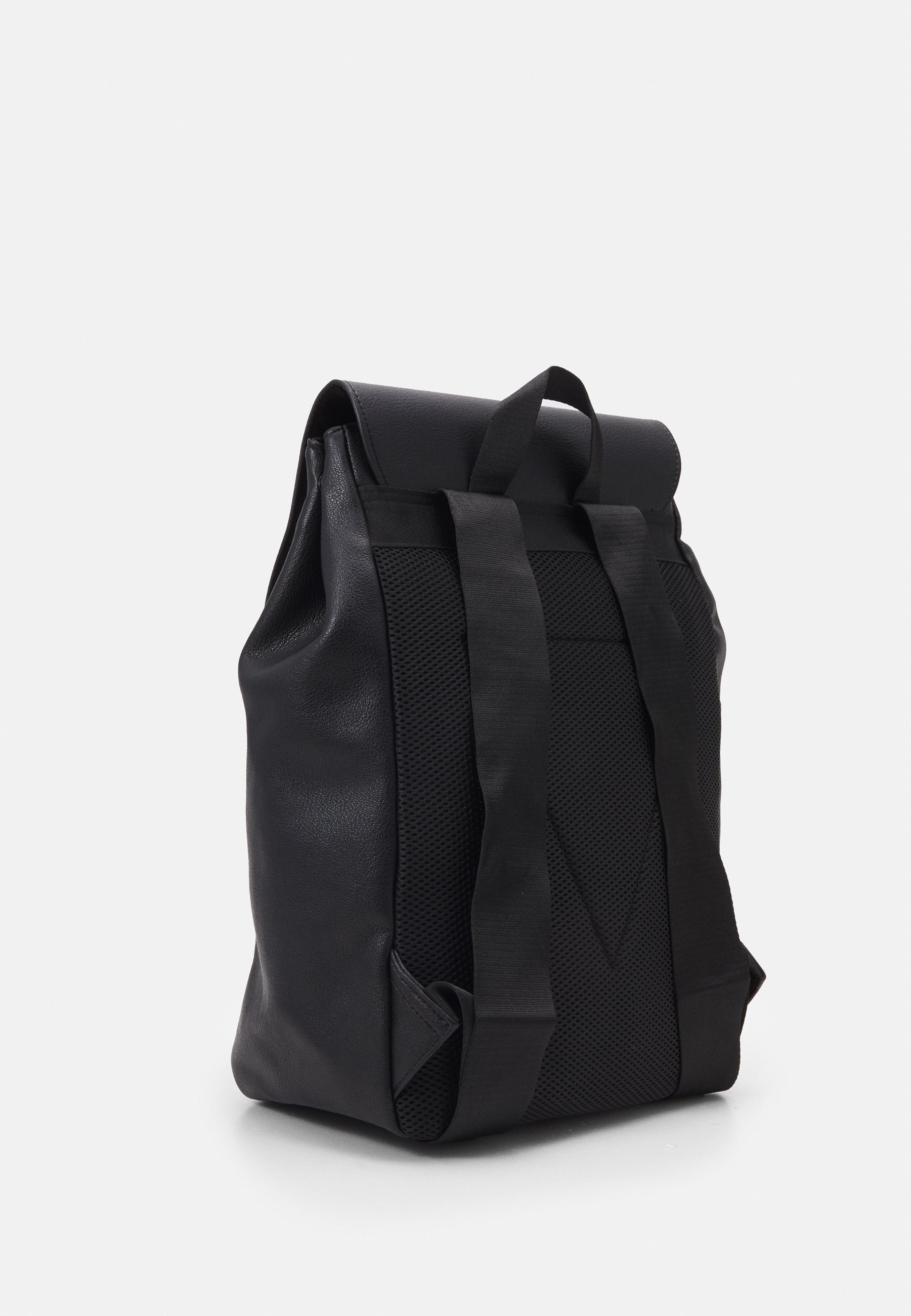 pier one unisex backpack