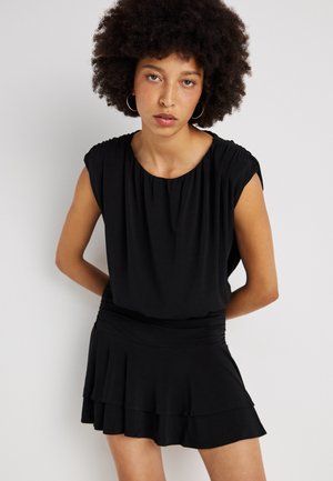 DROPPED WAIST DRESS - Džersejové šaty - black