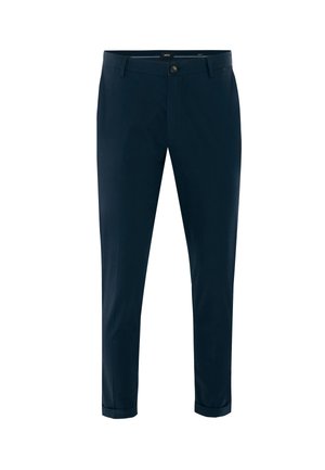 Pantaloni da uomo slim fit di colore blu navy con chiusura a bottone, passanti per cintura e orli risvoltati su sfondo bianco semplice.