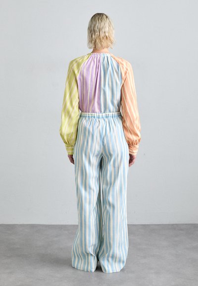 Stine Goya EMI - Kelnės - light blue/offwhite
