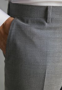 Next SLIM FIT SIGNATURE ITALIAN TEXTURED - Pantalon - grey