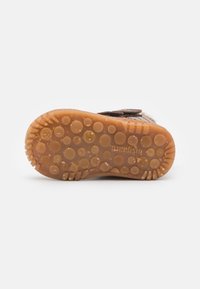 Bisgaard HELTON TEX UNISEX - Zīdaiņu apavi - brown