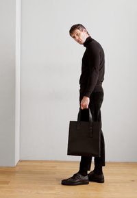 Pier One Tote bag - black