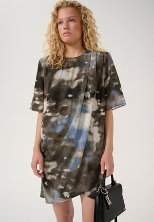 Day dress - blue blur