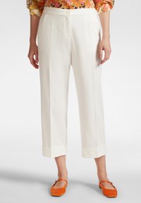 Non selezionato, bianco