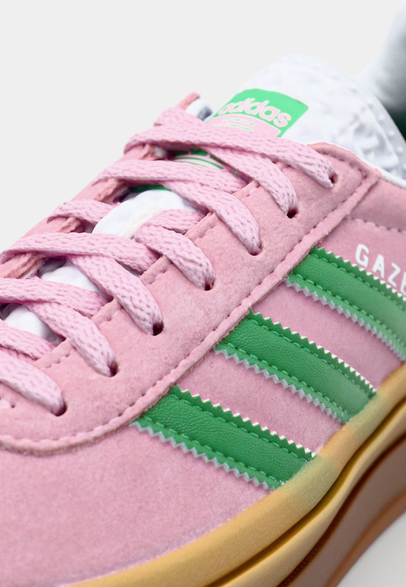 adidas gazelle silver green womens Gazelle 85 main image 1