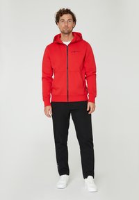 Sail Racing LOGO HOOD BOWMAN - Mikina na zip - bright red
