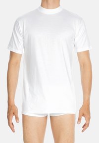 T-shirt bianca a maniche corte, design a girocollo, realizzata in cotone morbido. Texture liscia con una silhouette classica, senza motivi o dettagli visibili.