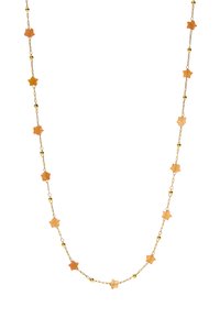 Złoty naszyjnik z łańcuszka, na którym znajdują się naprzemiennie gwiazdkowe pomarańczowe koraliki oraz małe kuliste akcenty, tworząc fakturowany i wzorzysty design.